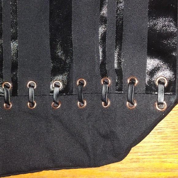 Handbag - Picture 5 of 6